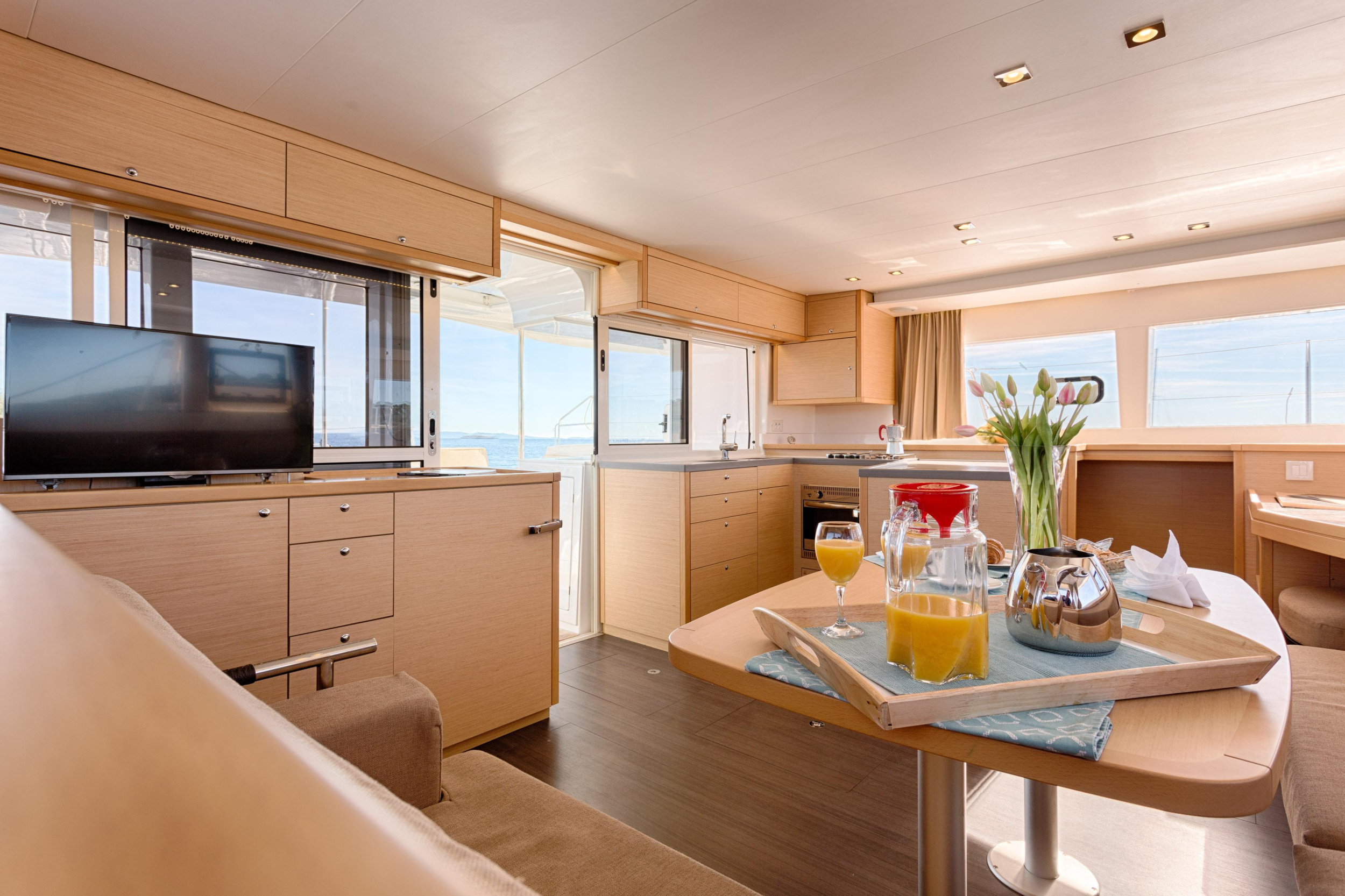Lagoon 450 F Luxury — photo 9