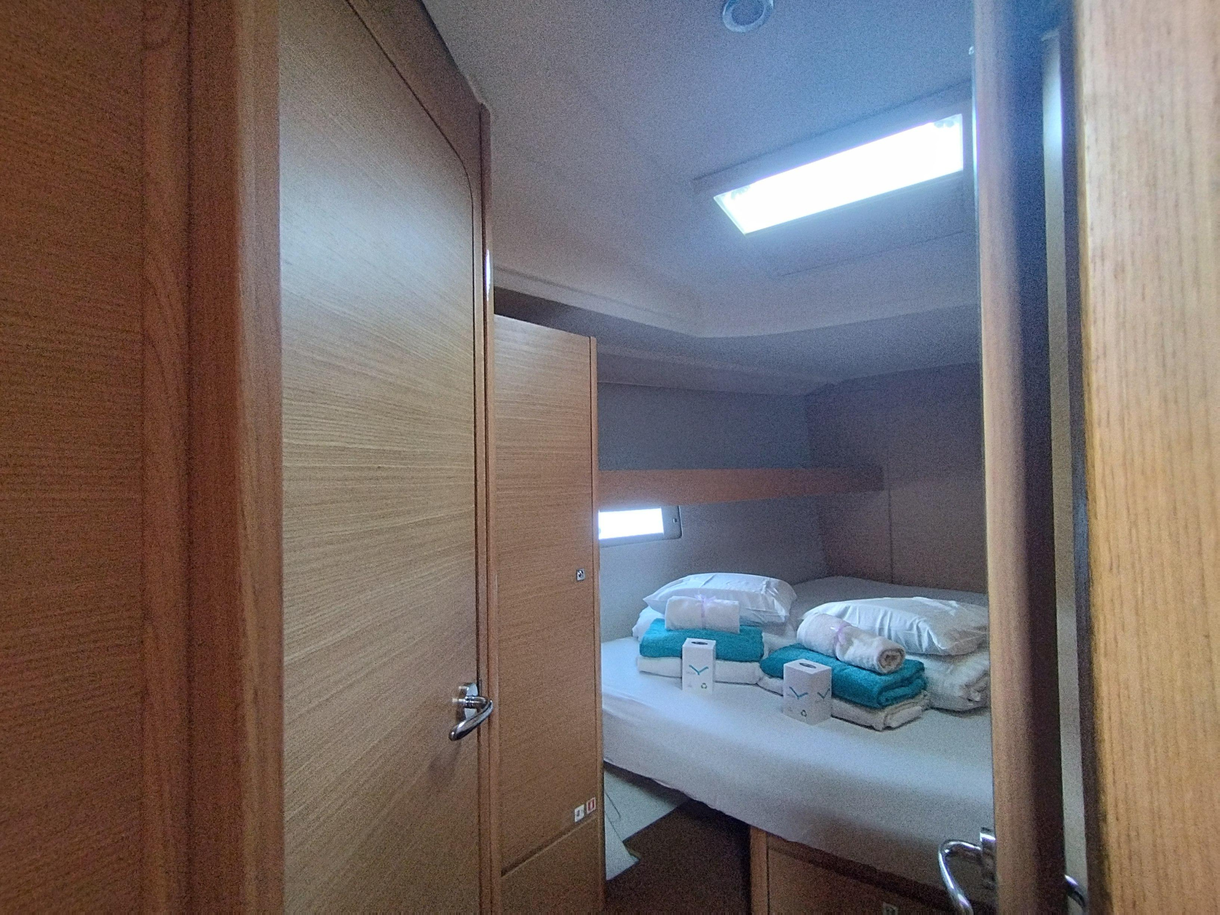 Dufour 460 Grand Large 5Cab — photo 16