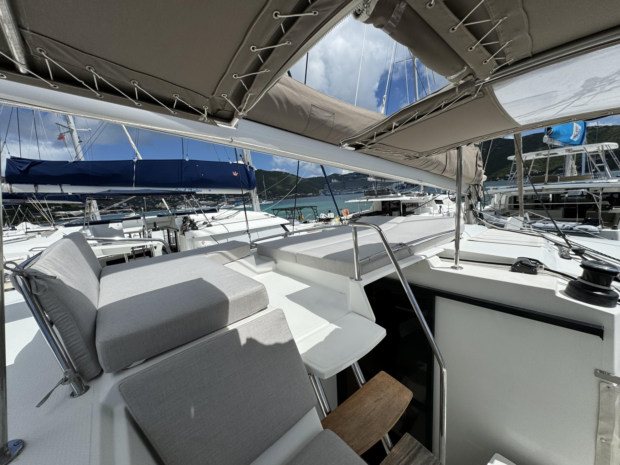 Fountaine Pajot Helia 44 — photo 5