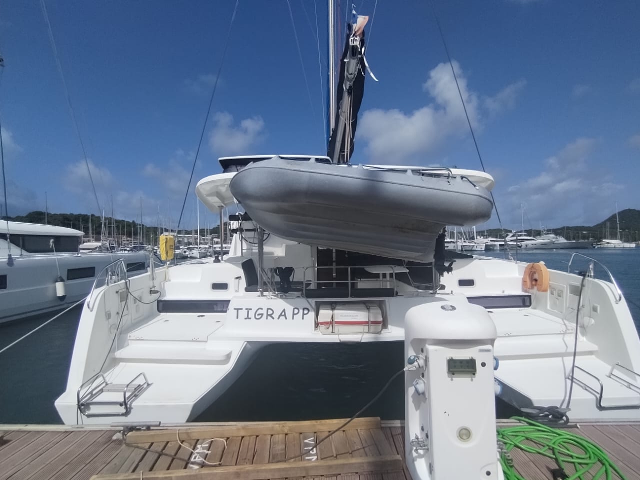 Lagoon 42 — photo 12