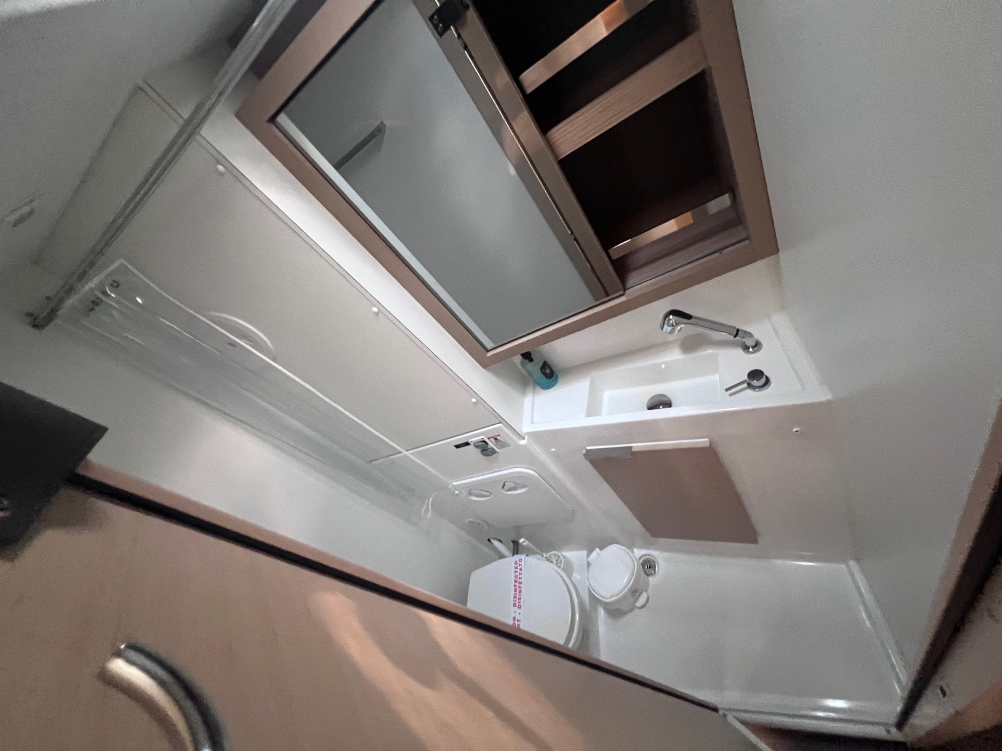 Lagoon 40 — photo 26