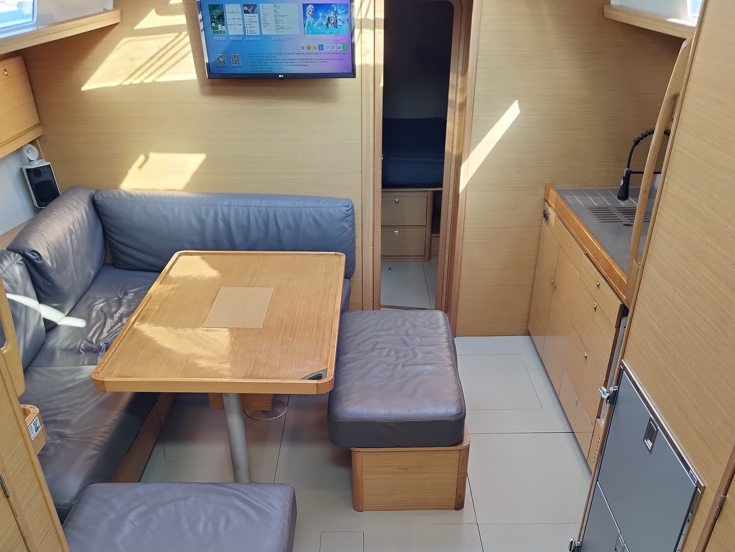 Dufour 460 Grand Large 5Cab — photo 24