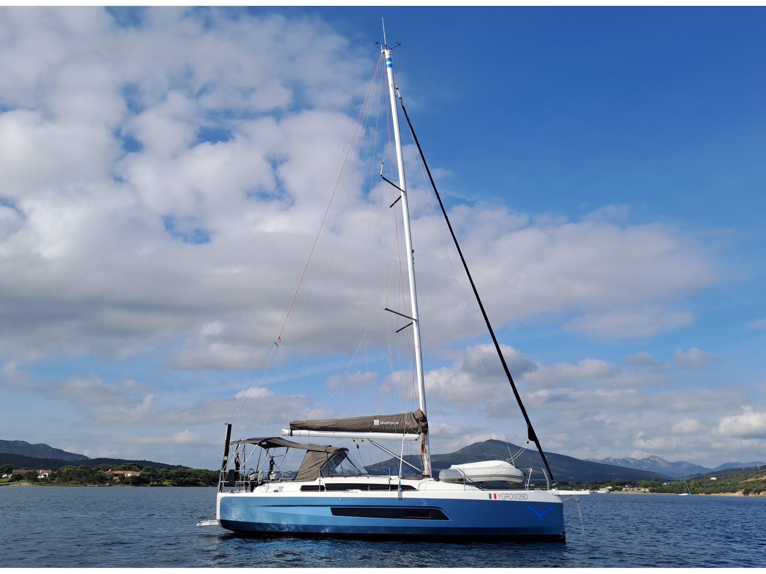 Dufour 37 — photo 1