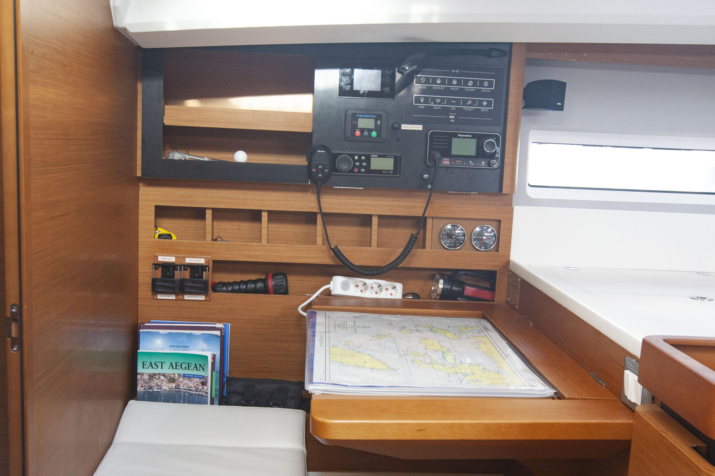 Sun Odyssey 440 — photo 13