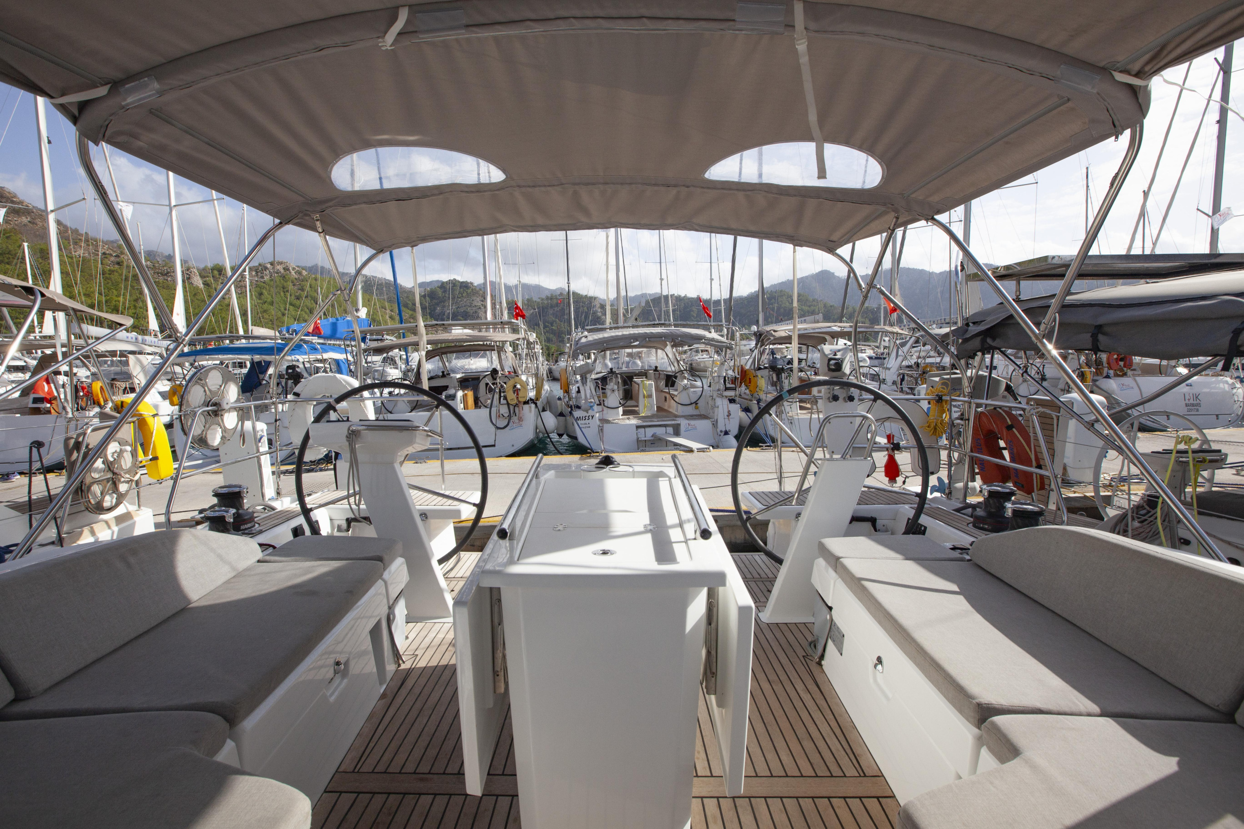 Oceanis 46.1 — photo 15
