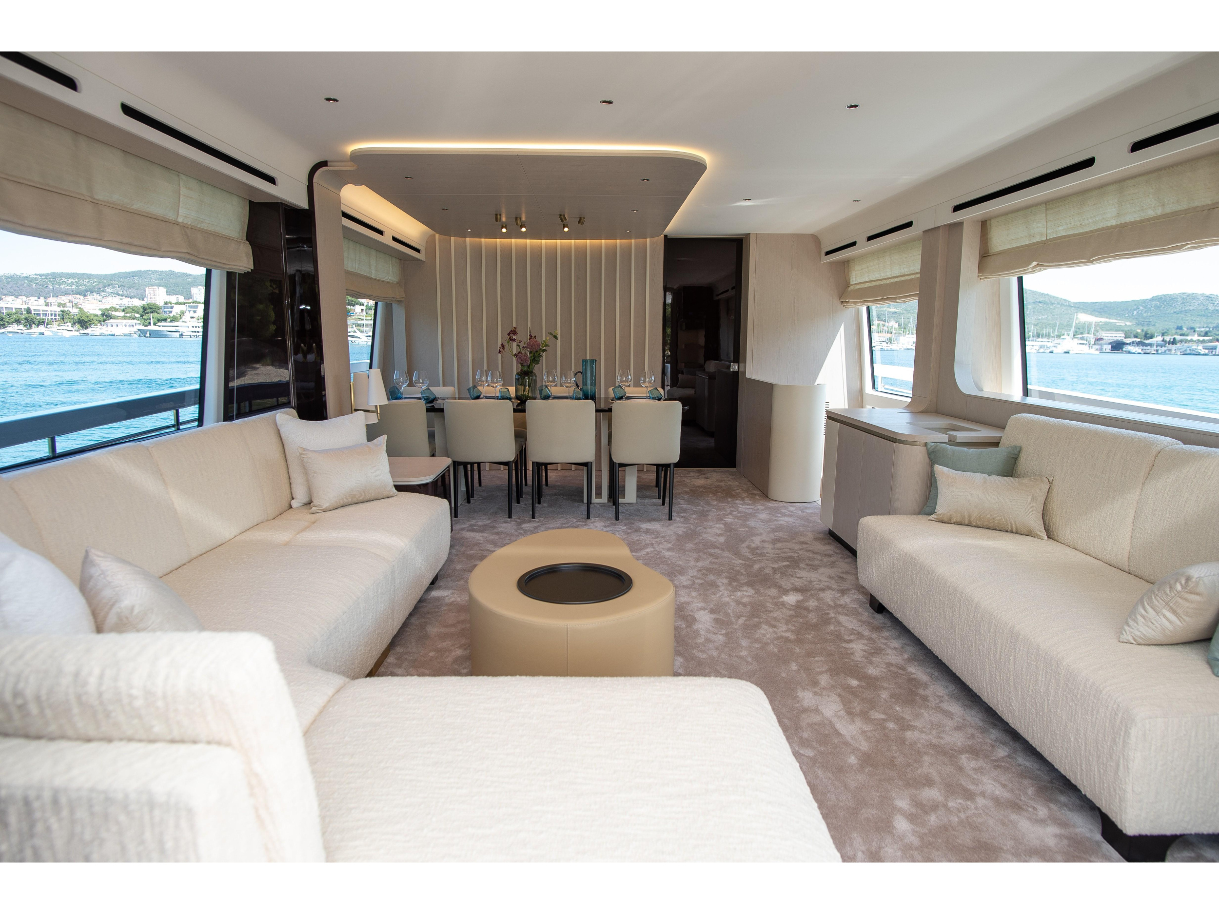 Azimut 78 Fly — photo 20