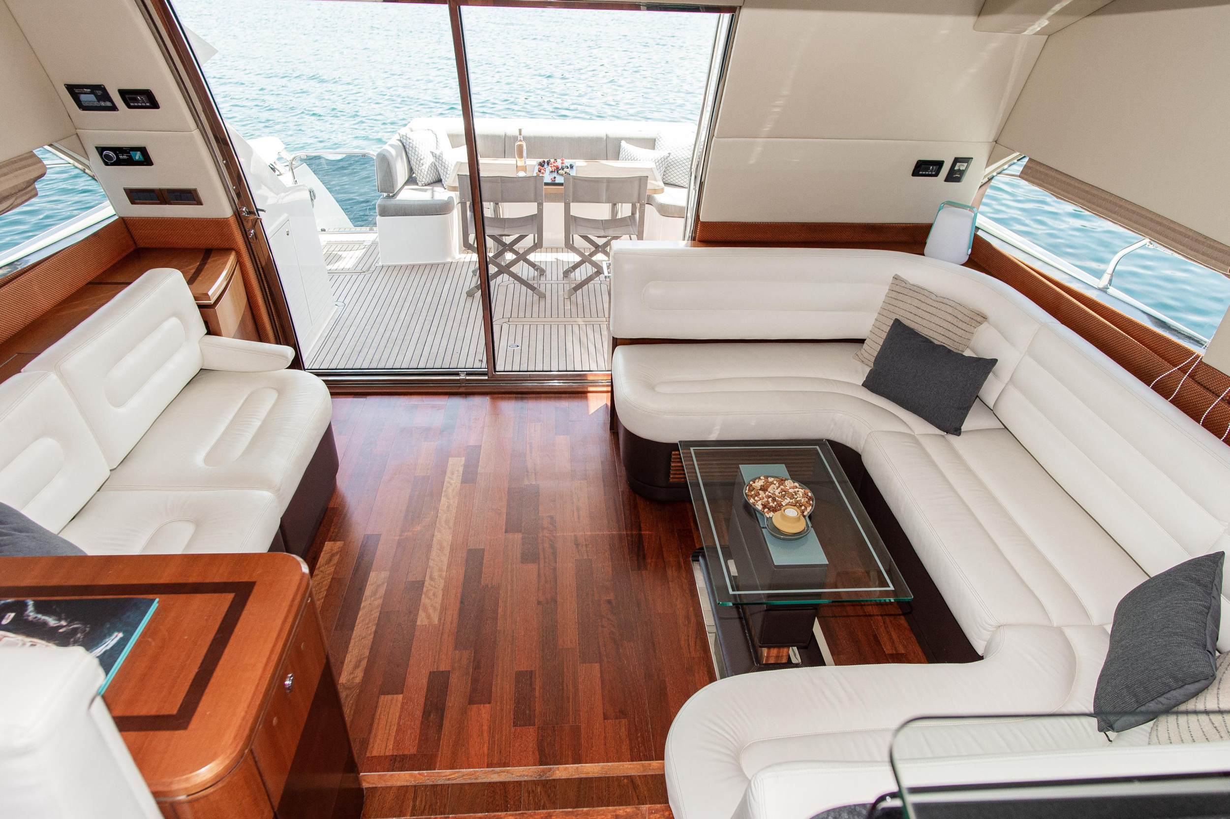 Galeon 640 Fly — photo 8