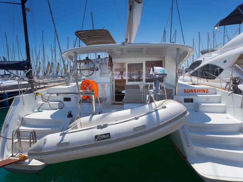 Lagoon 400 S2 — photo 1