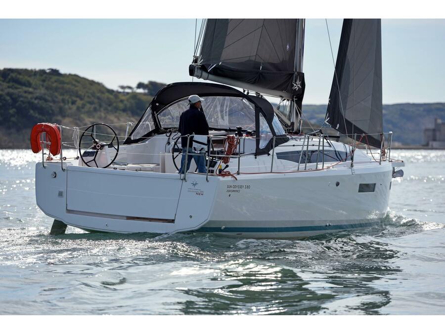 SUN ODYSSEY 380 — photo 455