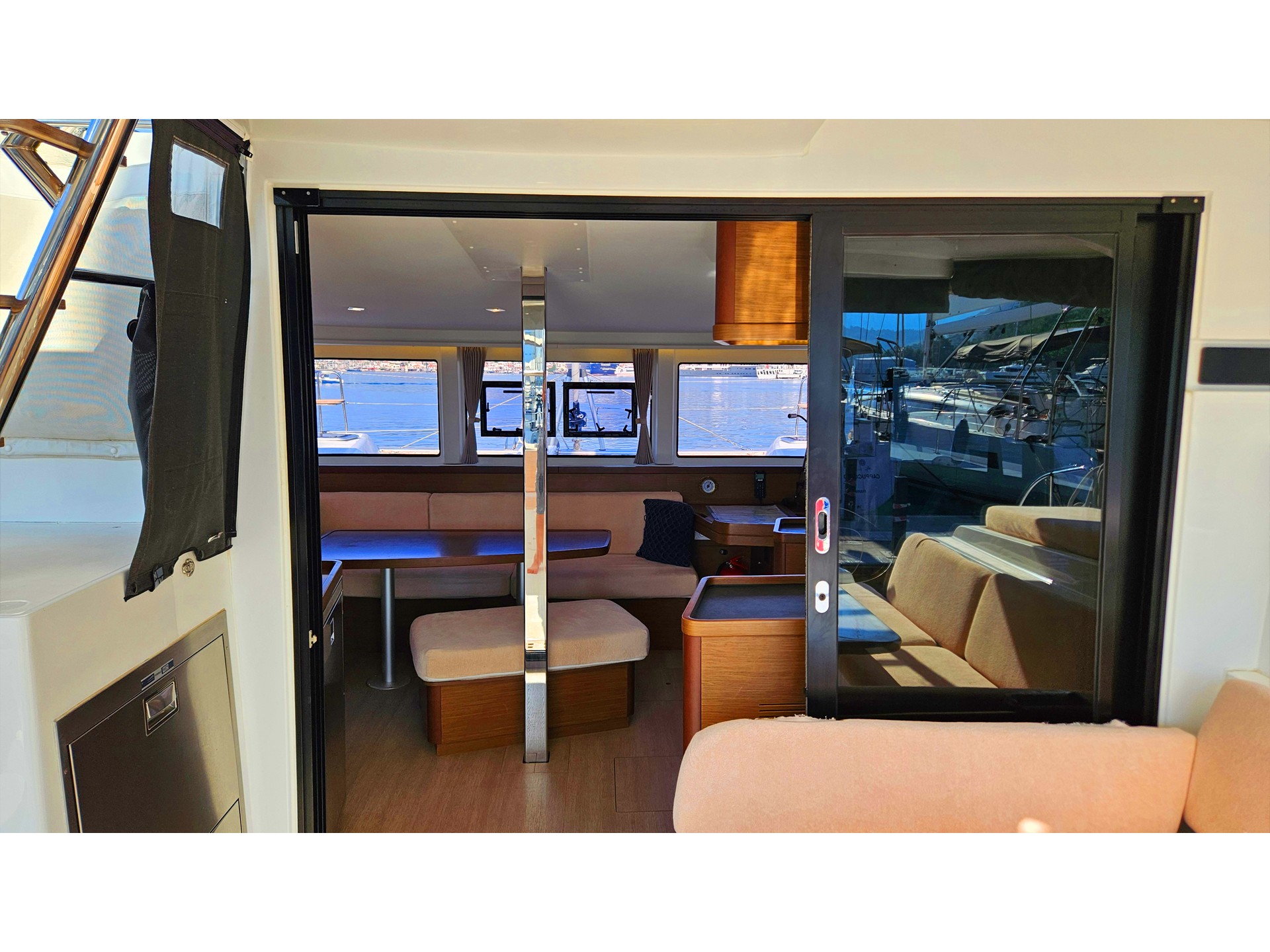 Lagoon 42 — photo 15