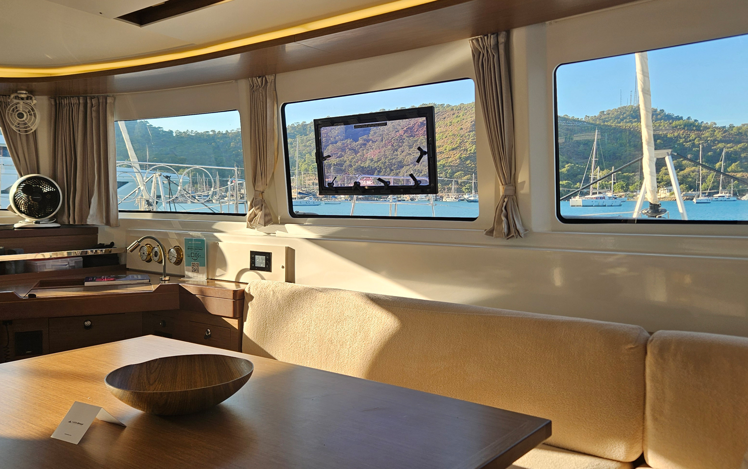 Lagoon 46 — photo 20