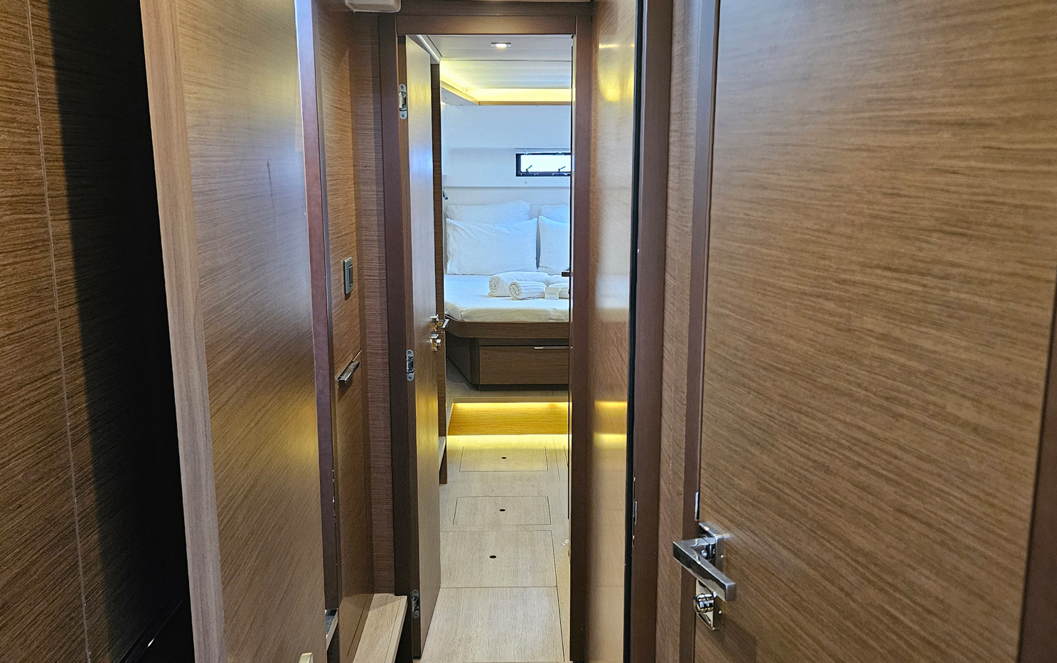 Lagoon 46 — photo 11