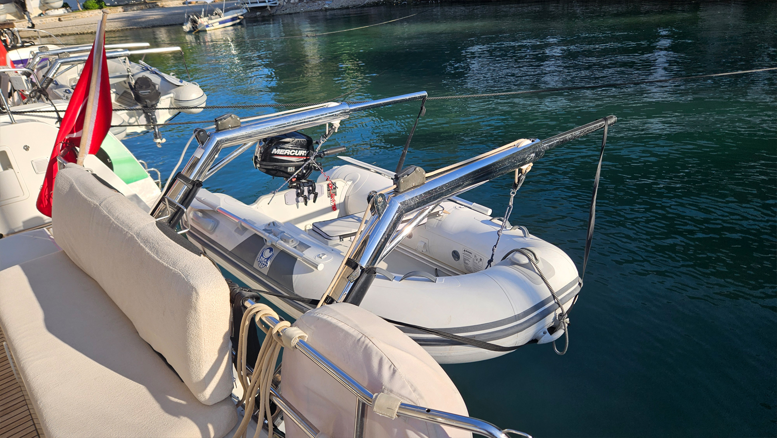 Lagoon 40 — photo 8