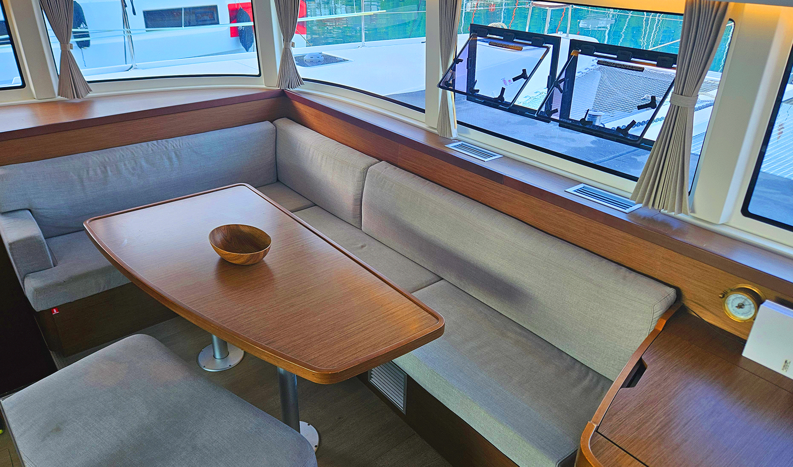 Lagoon 42 — photo 14