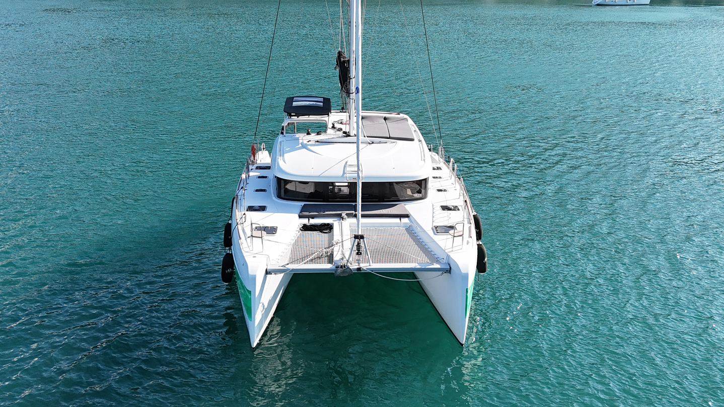 Lagoon 40 — photo 13