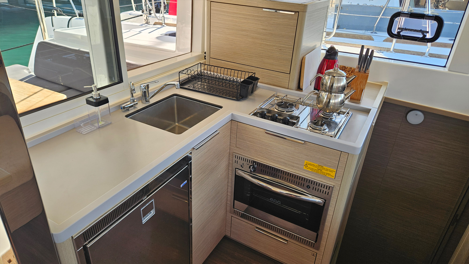 Lagoon 40 — photo 15