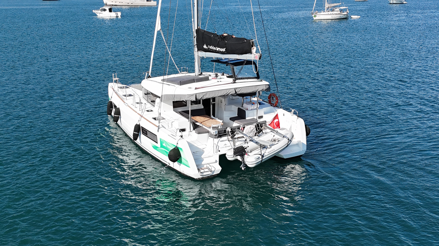 Lagoon 40 — photo 18