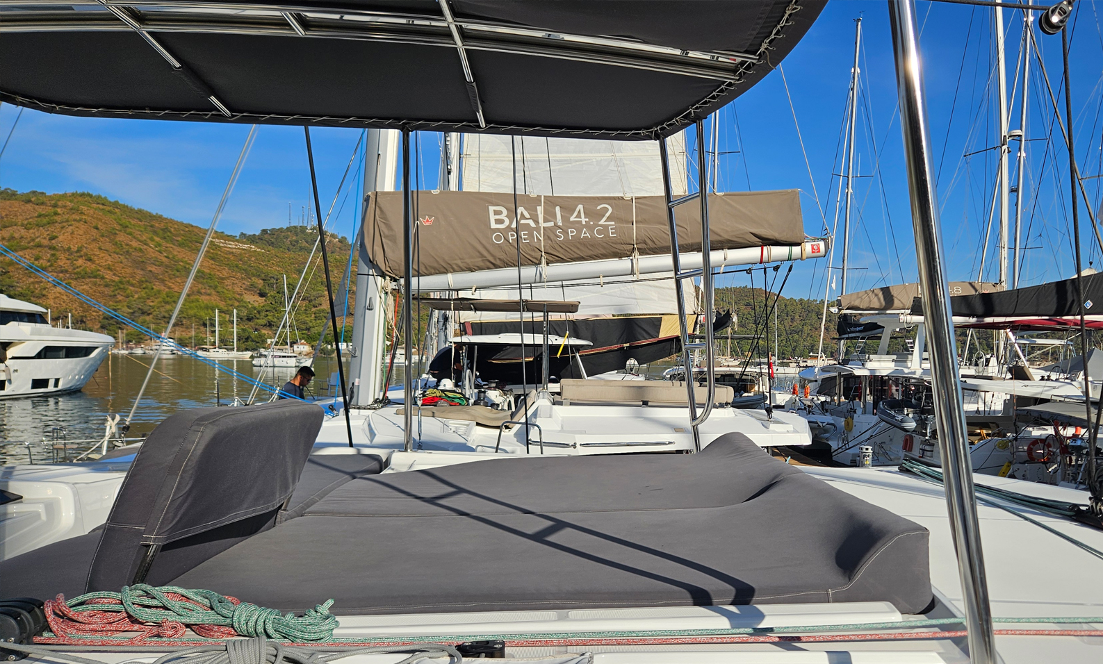 Lagoon 46 — photo 16