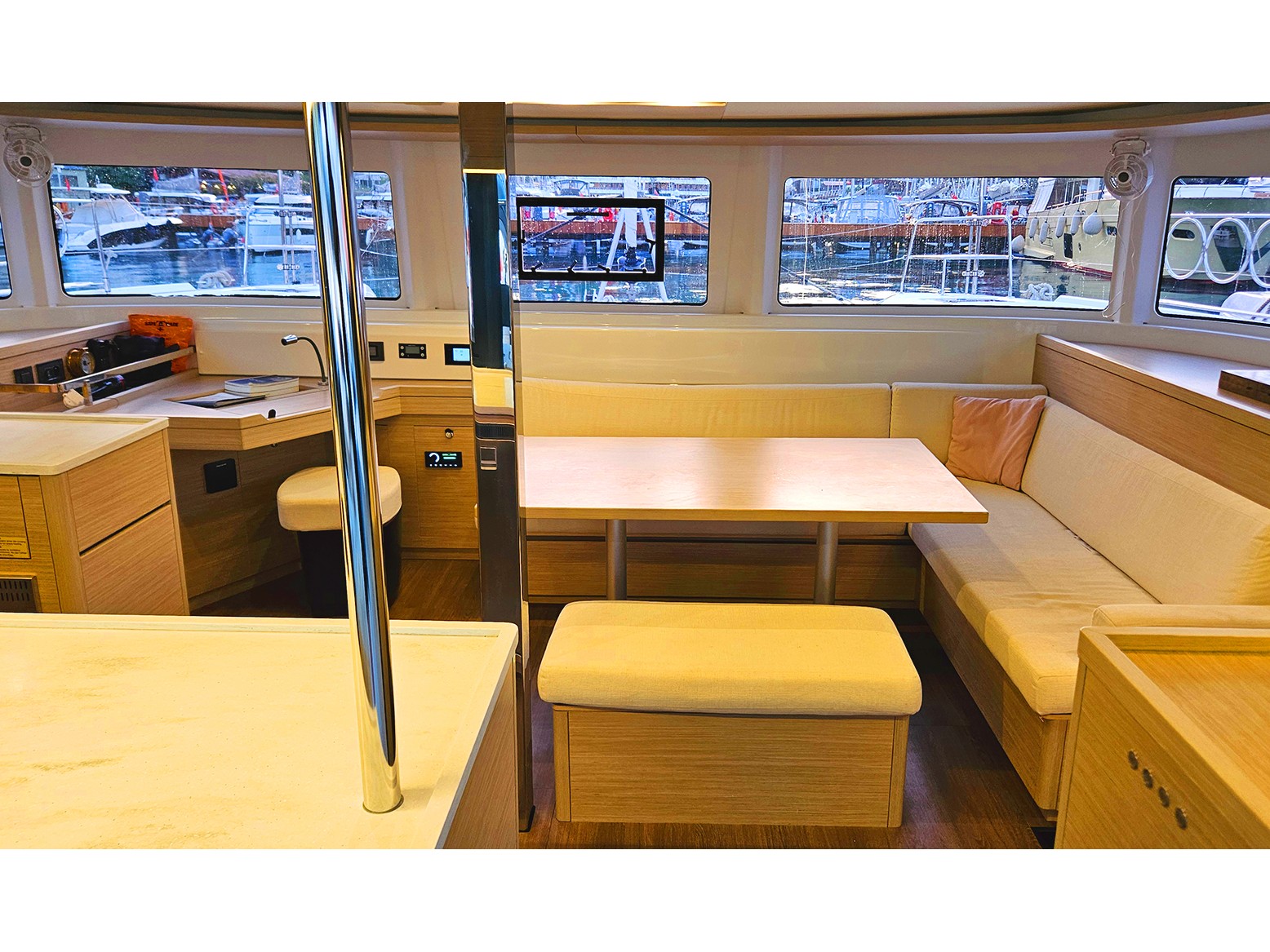 Lagoon 46 — photo 15