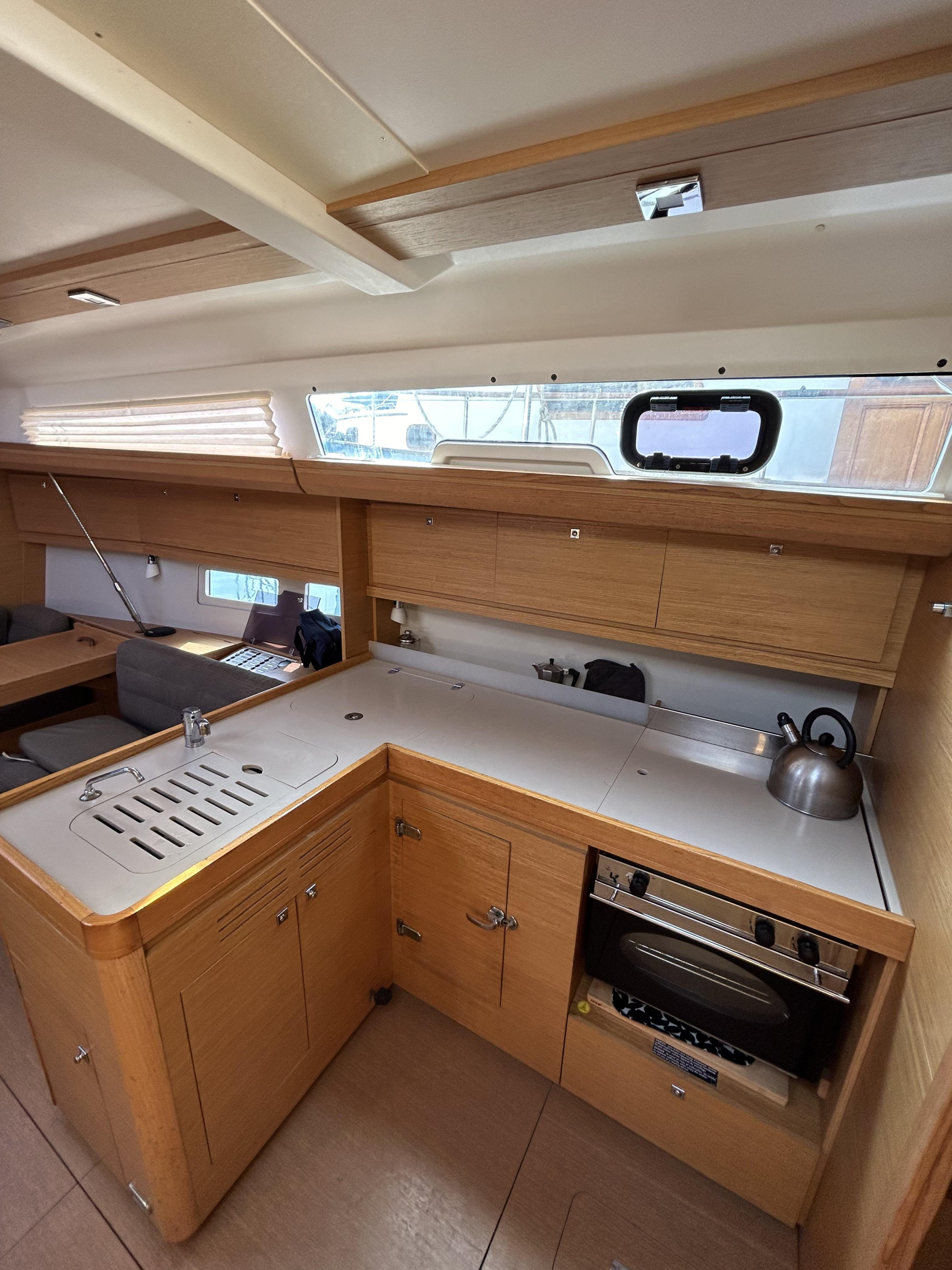Dufour 412 Grand large[G] — photo 10