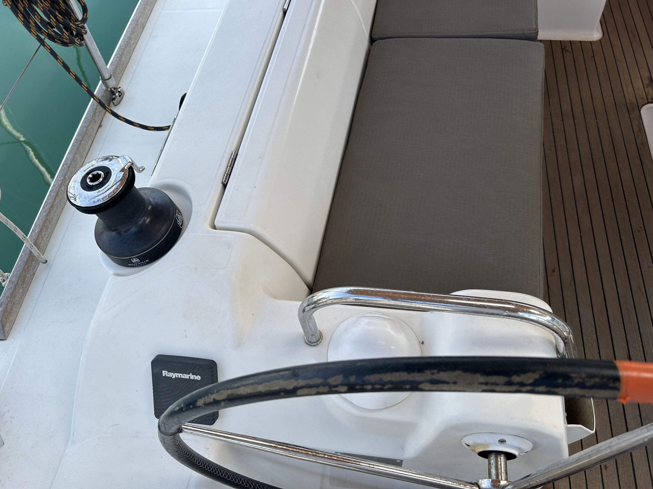 Dufour 412 Grand large[G] — photo 3