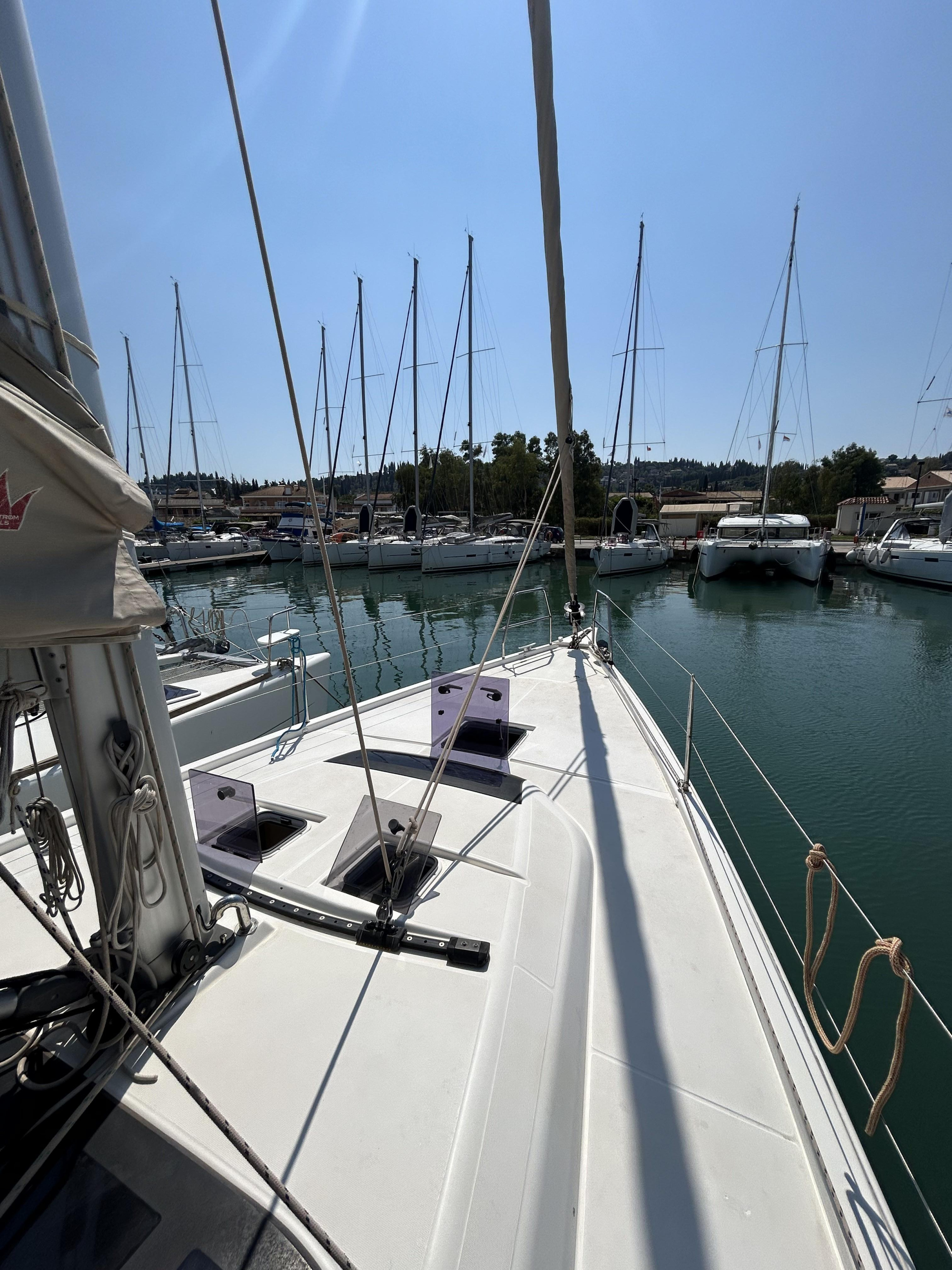 Dufour 430 Grand Large — photo 4