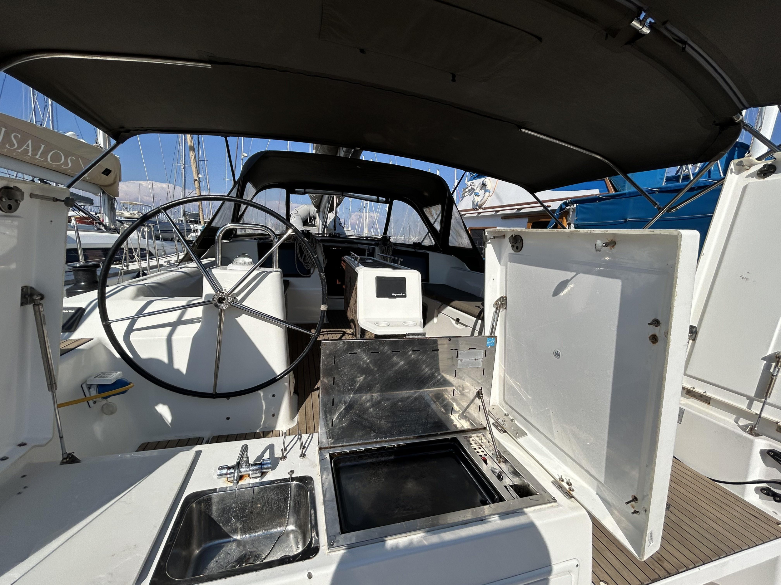 Dufour 460 Grand Large (5cab/3wc) — photo 37
