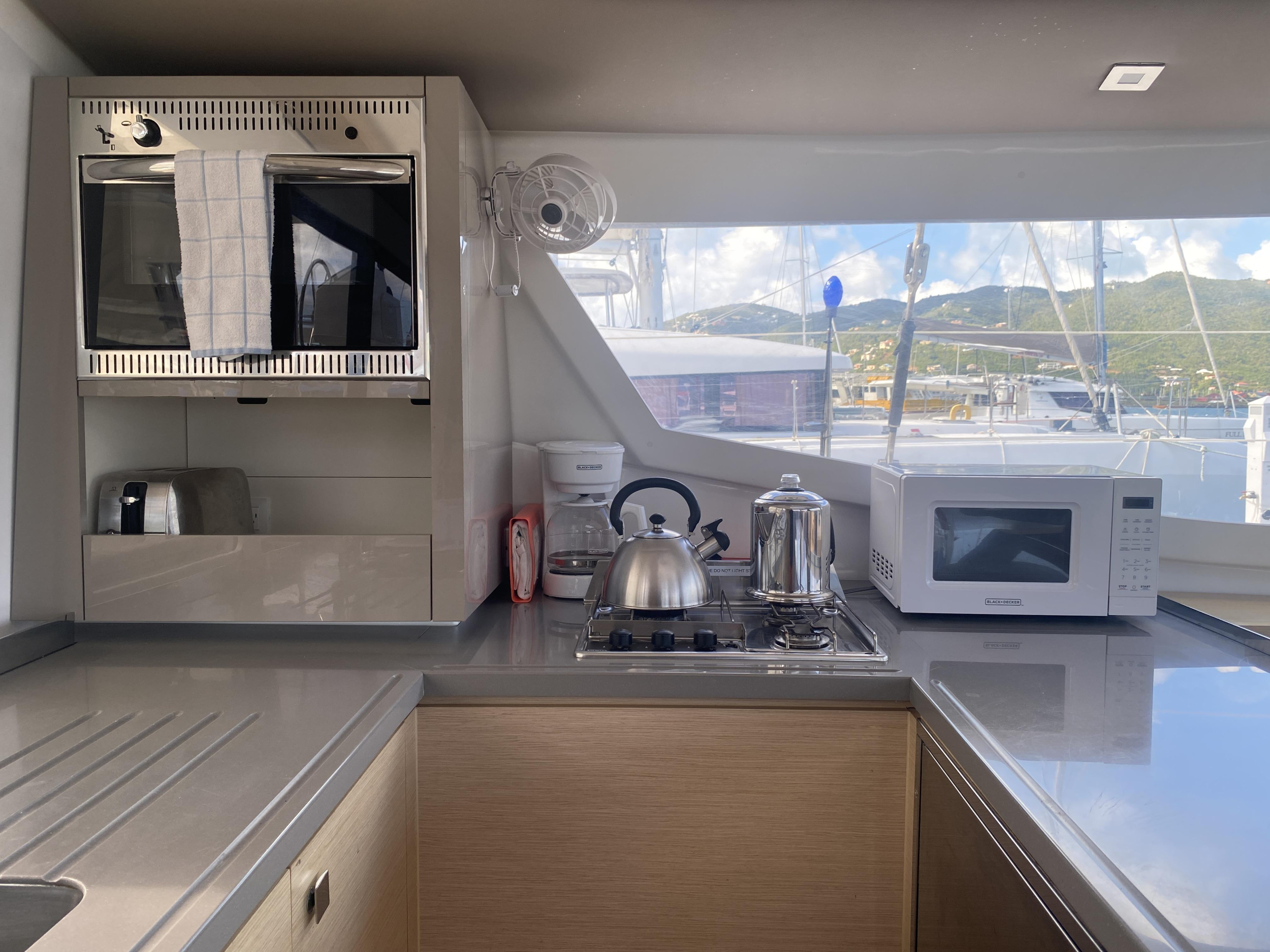 Fountaine Pajot Helia 44 Evolution — photo 14
