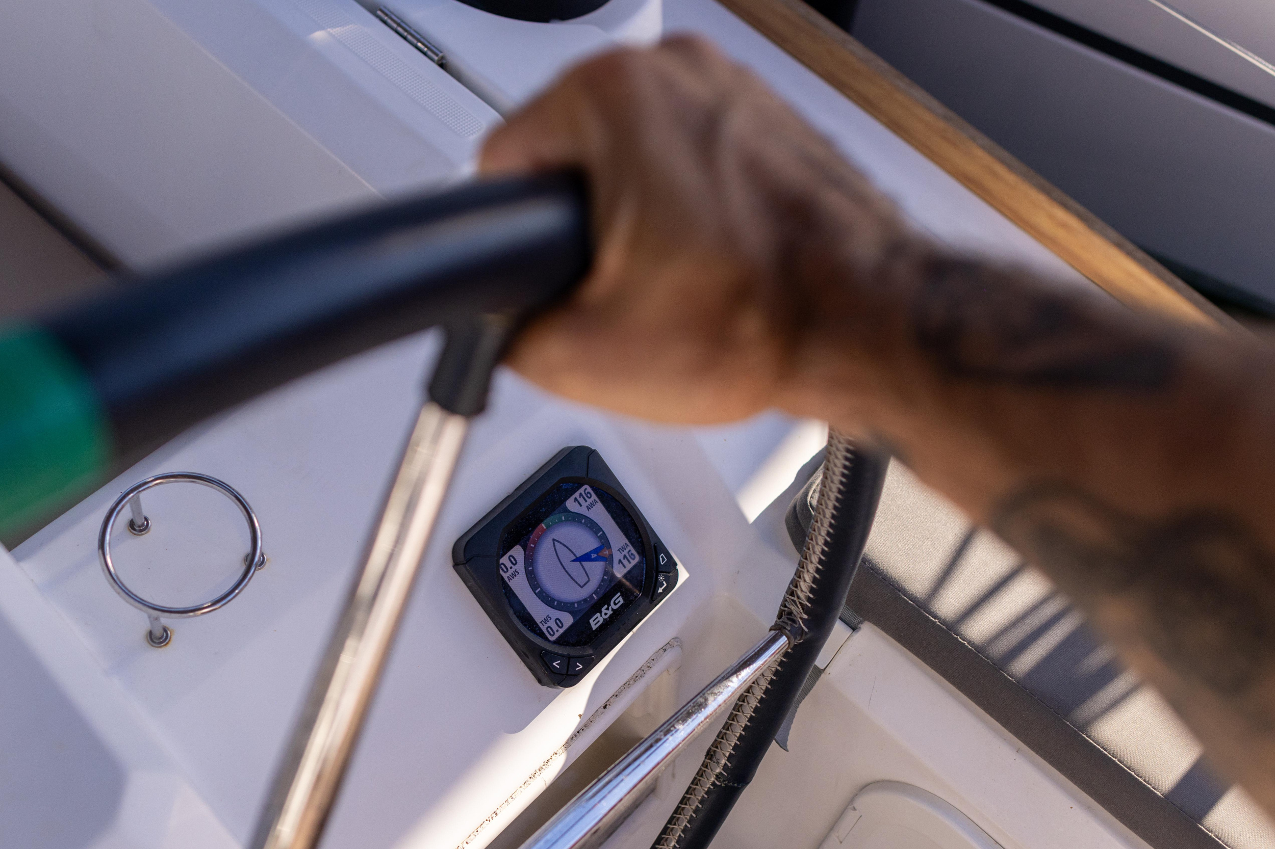 Oceanis 38 — photo 18
