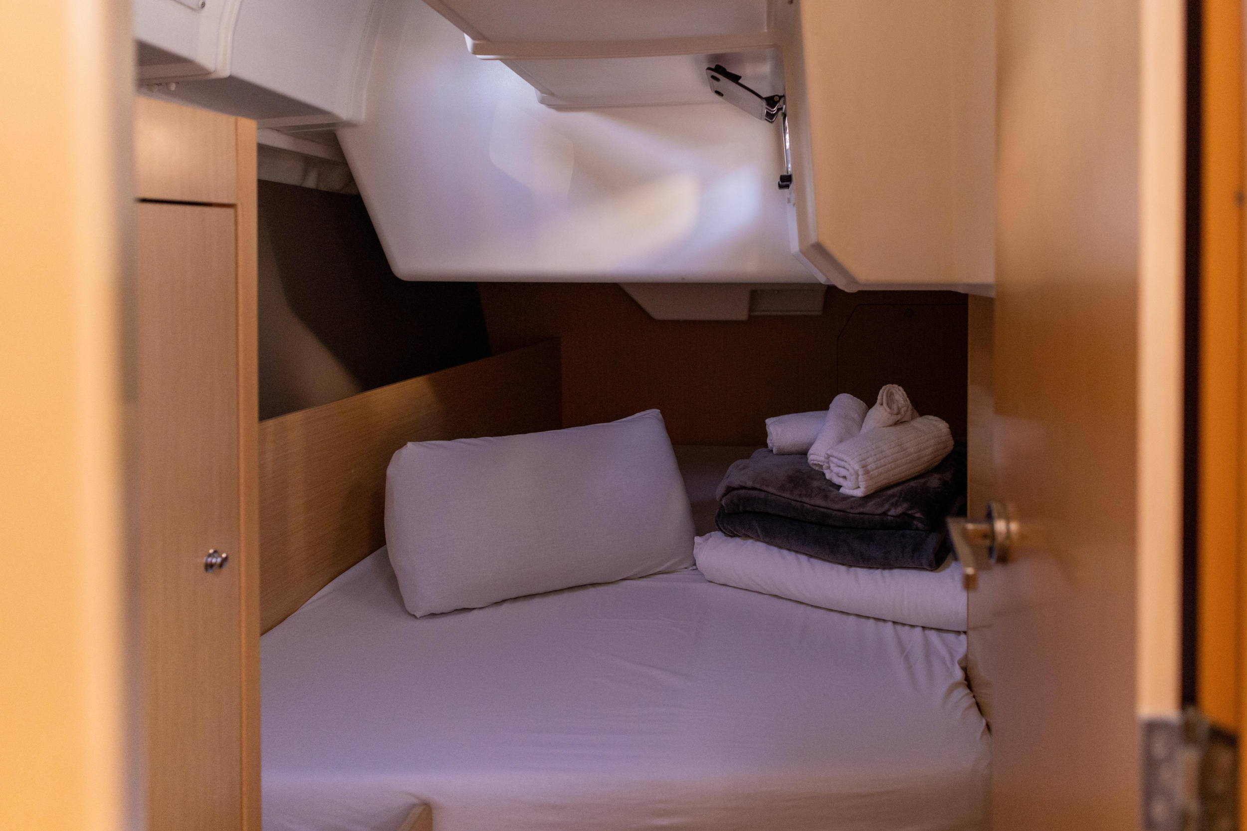 Oceanis 38 — photo 14