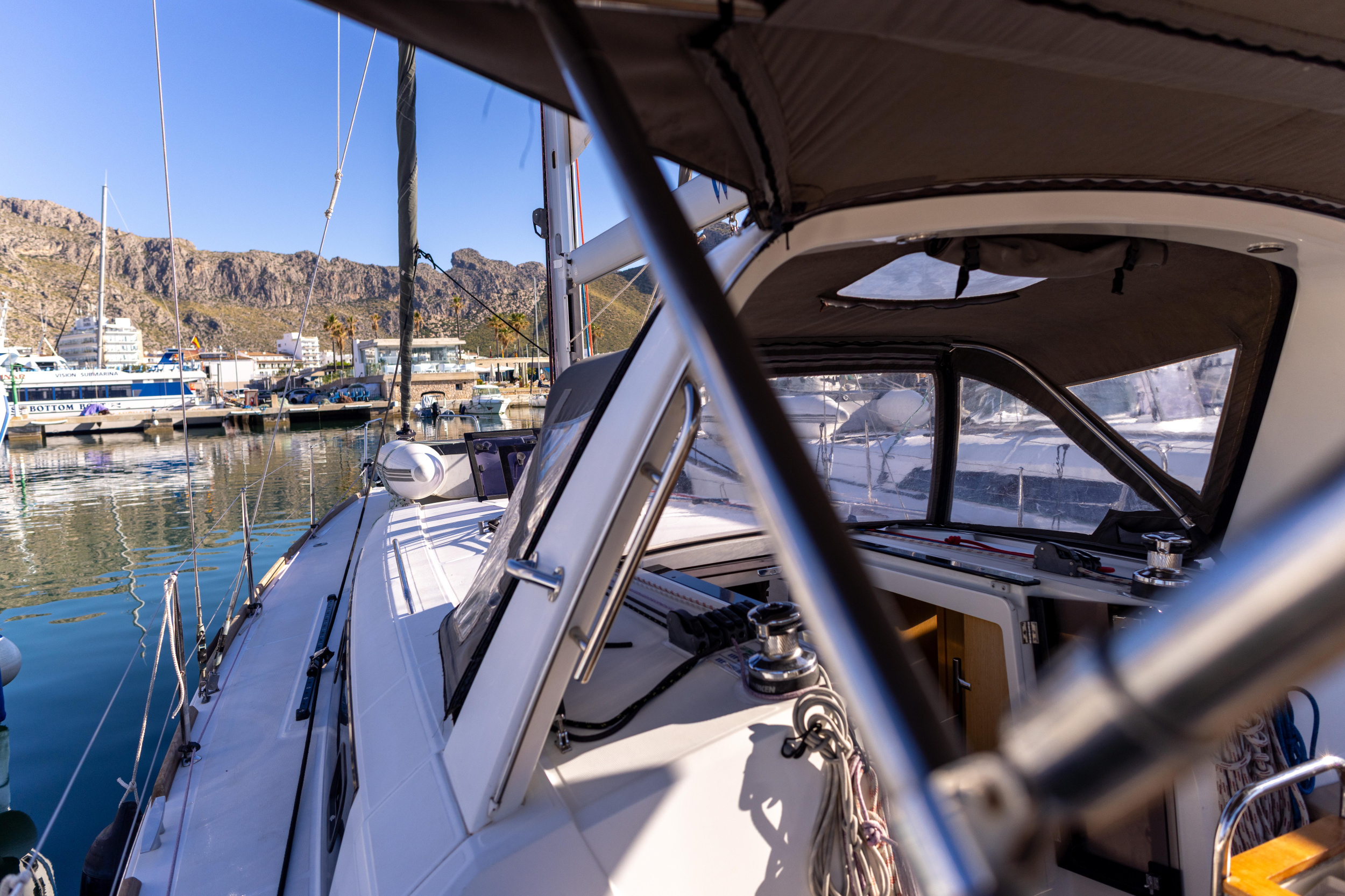 Oceanis 38 — photo 9