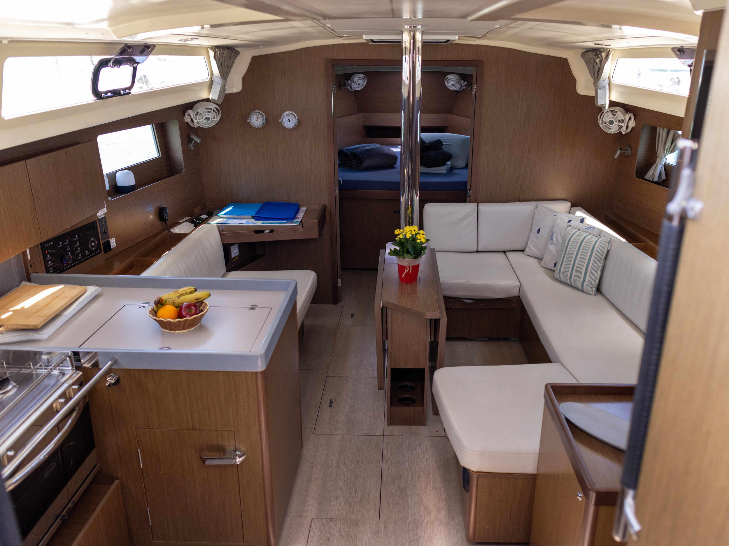 Oceanis 41.1 Perfomance — photo 14