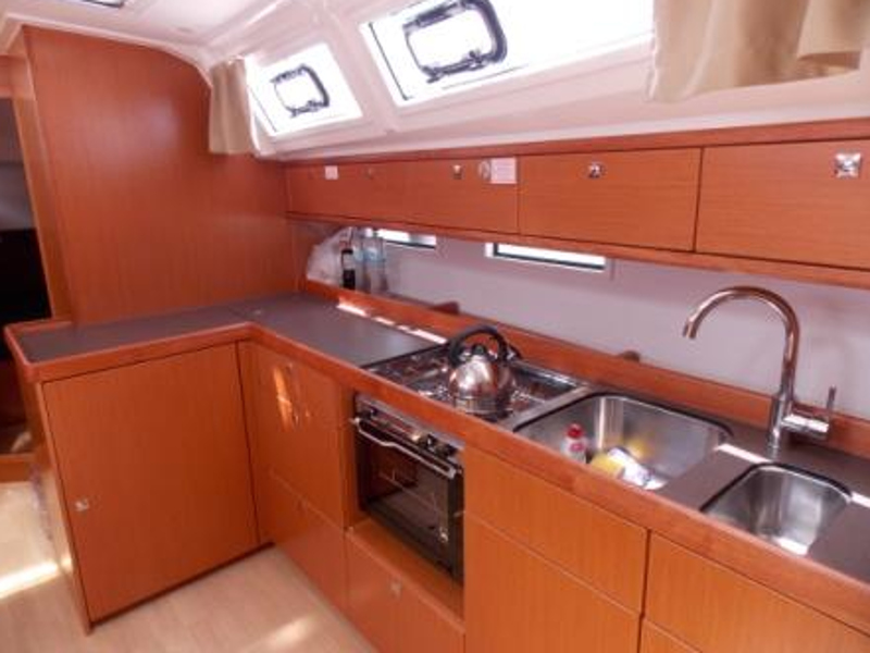 Bavaria Cruiser 46 — photo 6