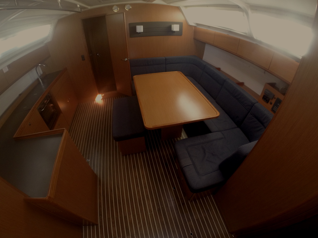 Bavaria Cruiser 46 — photo 6