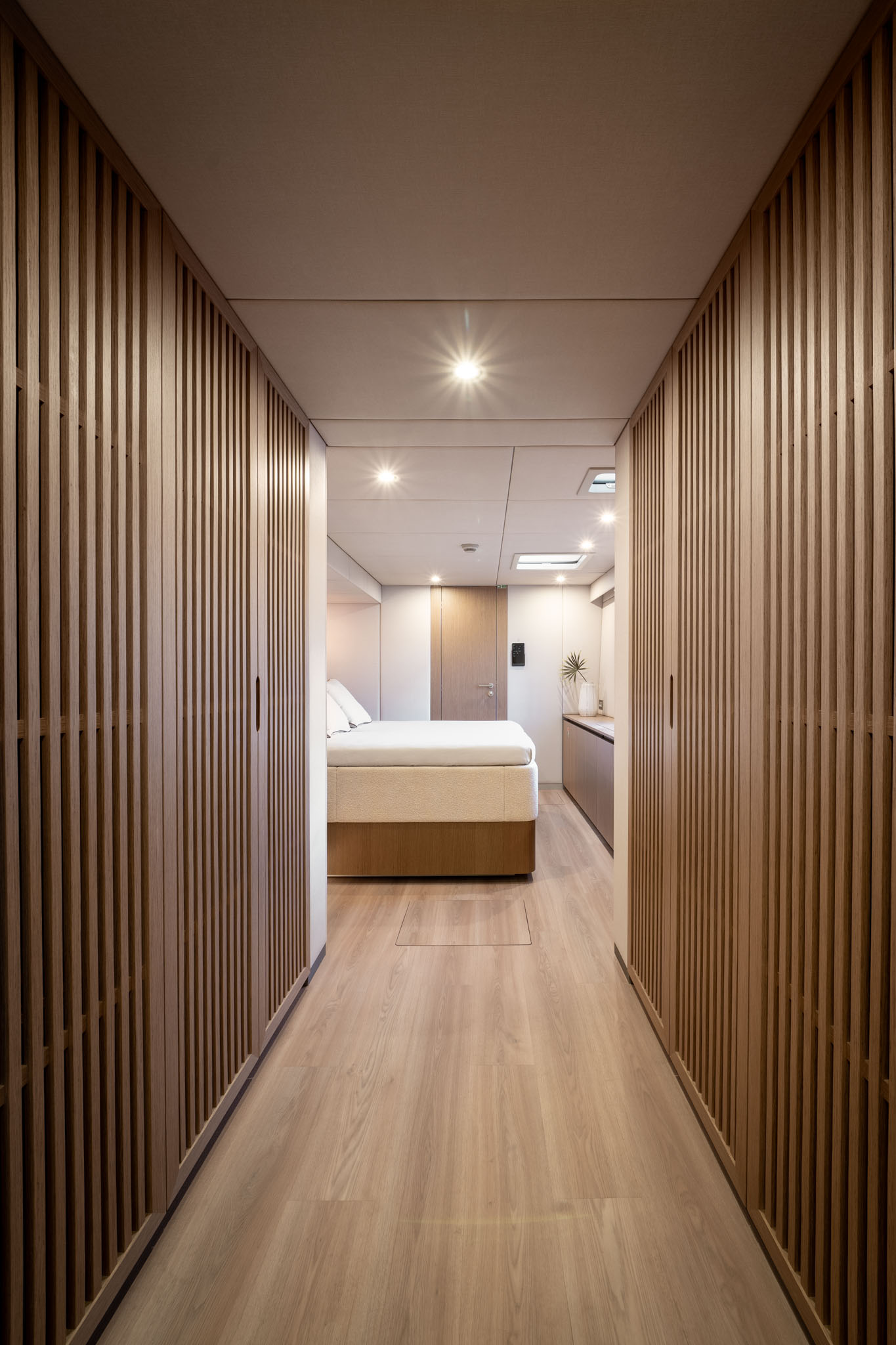 Sunreef 70 Eco — photo 11