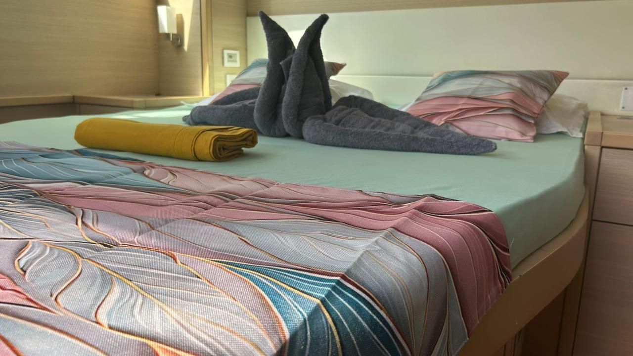 Lagoon 620 — photo 28