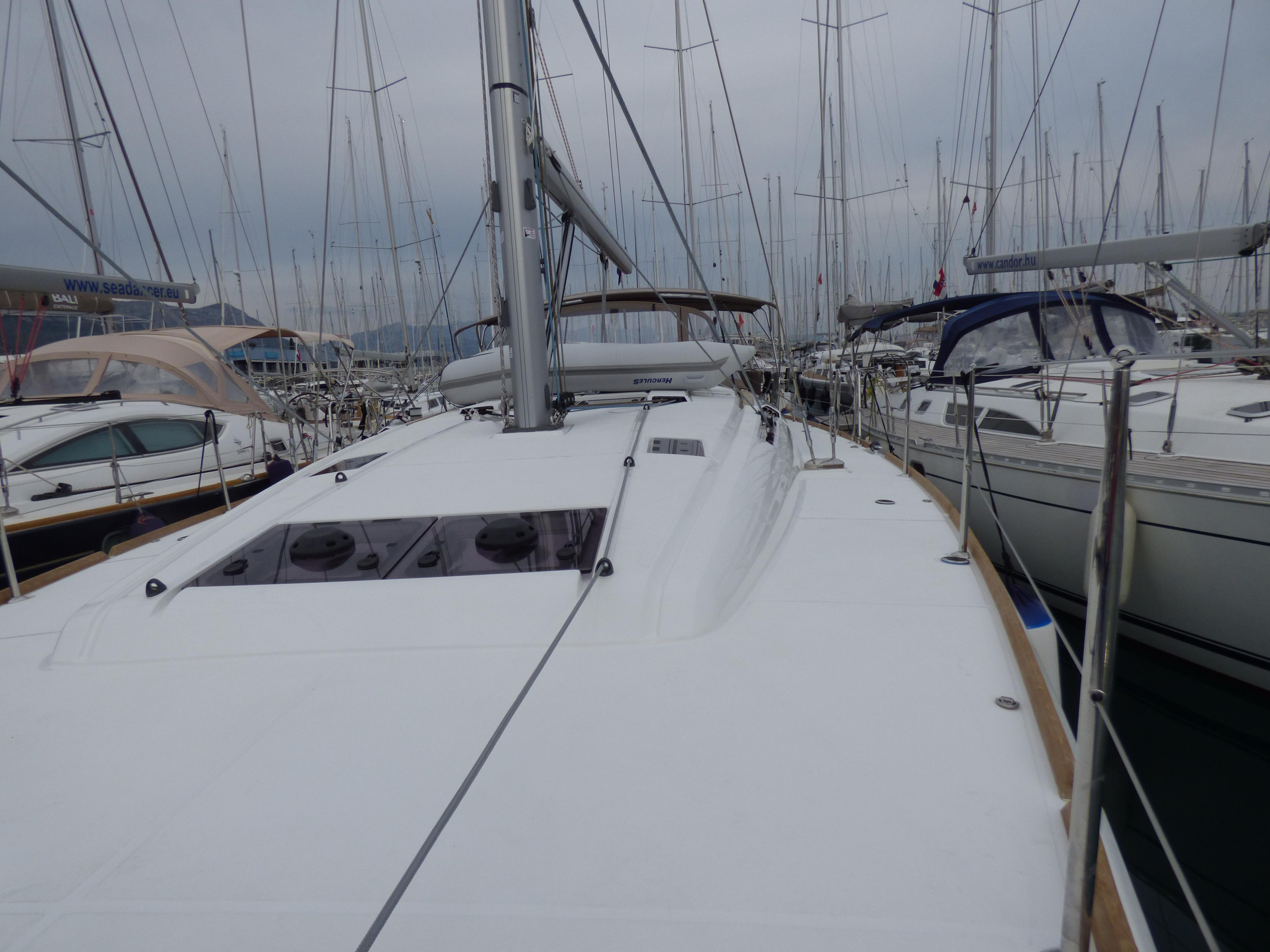 Sun Odyssey 519 — photo 25