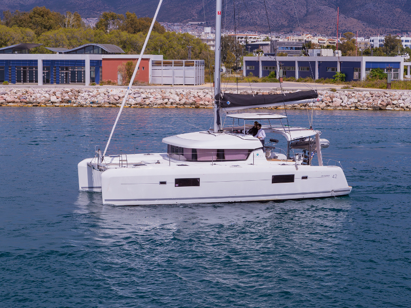 Lagoon 42 — photo 9