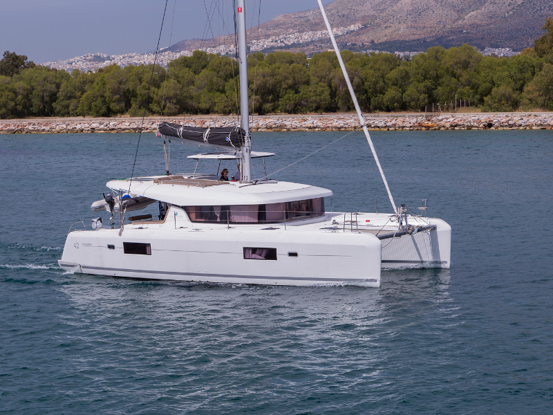 Lagoon 42 — photo 11