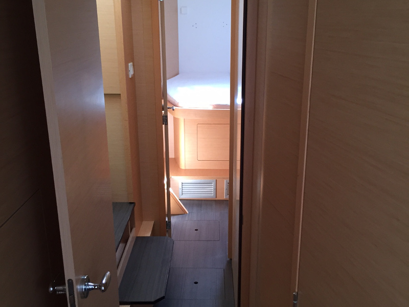 Lagoon 42 — photo 15