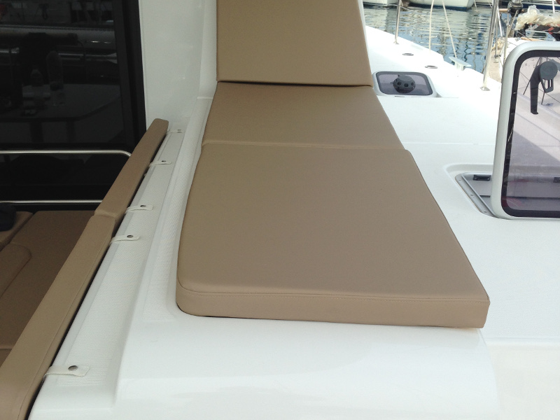 Lagoon 42 — photo 16