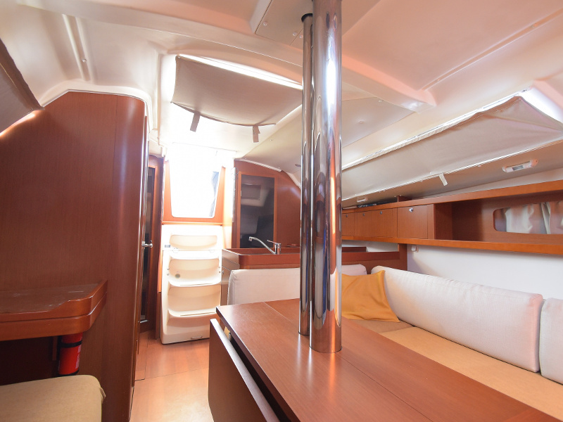 Oceanis 34 — photo 5