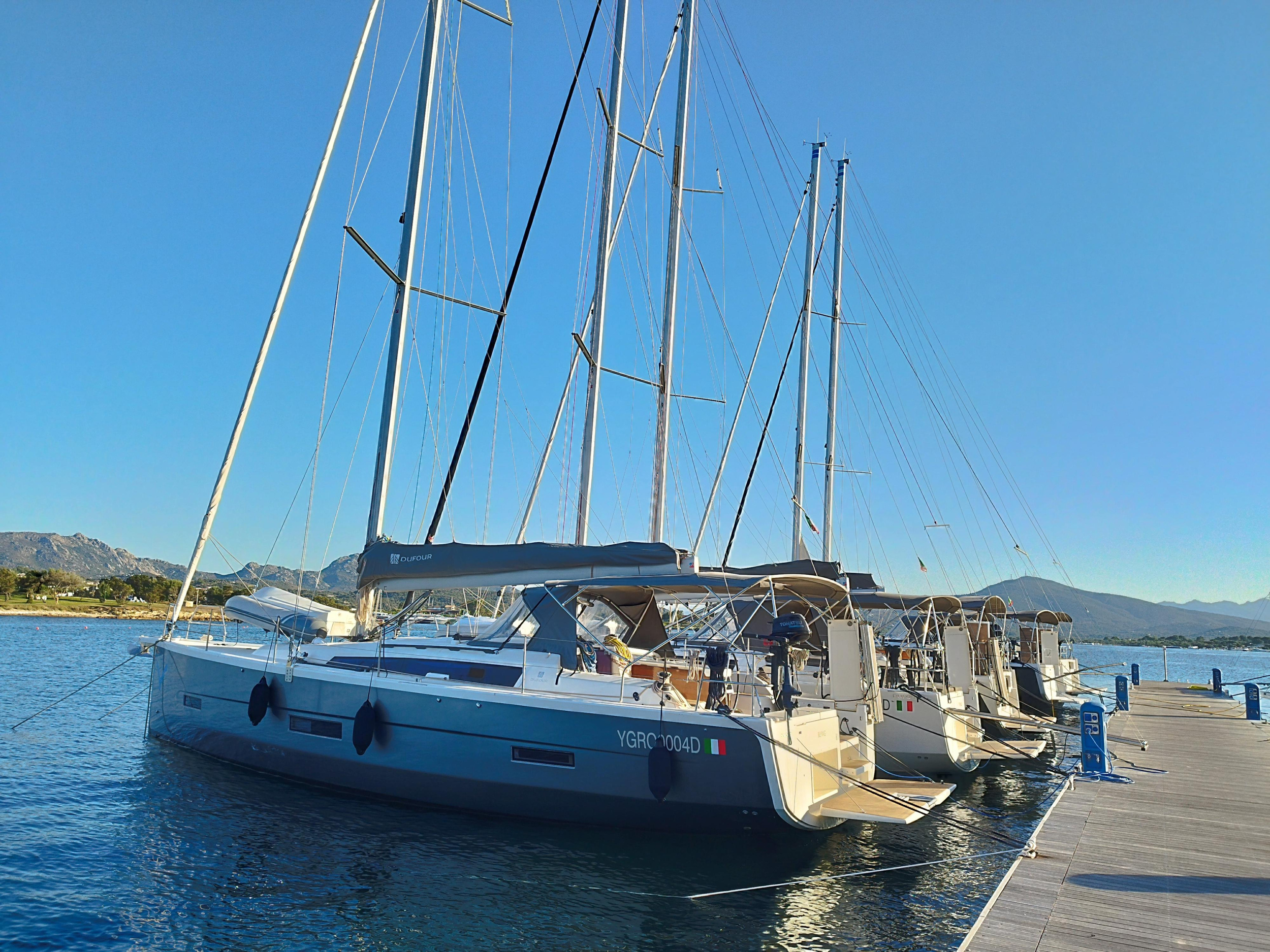 Dufour 430 Grand Large — photo 37