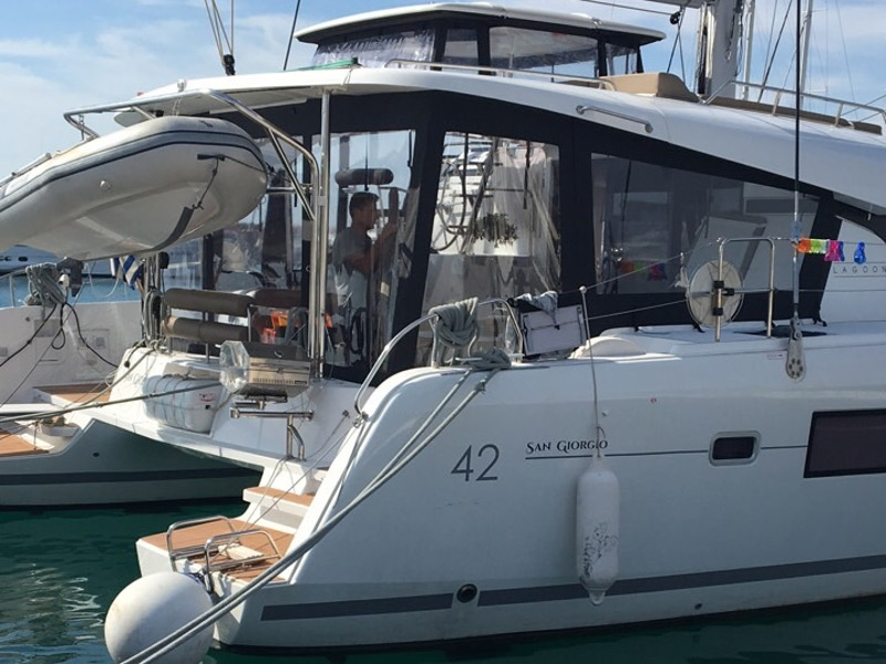 Lagoon 42 — photo 30