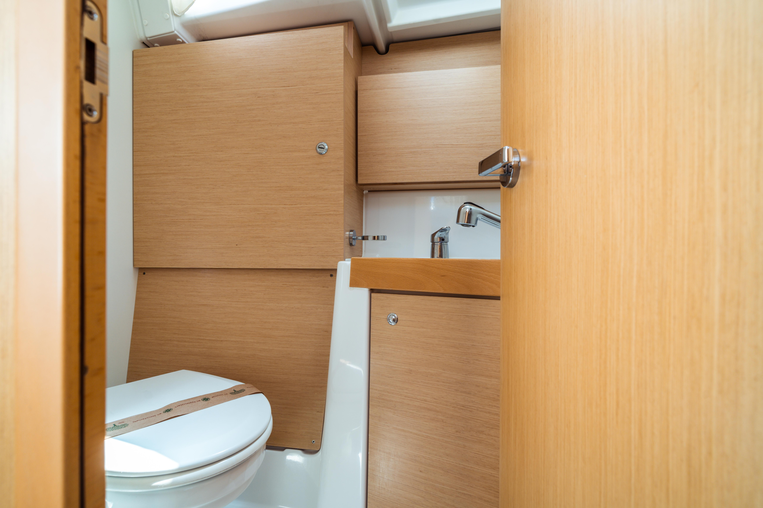 Oceanis 38 — photo 12