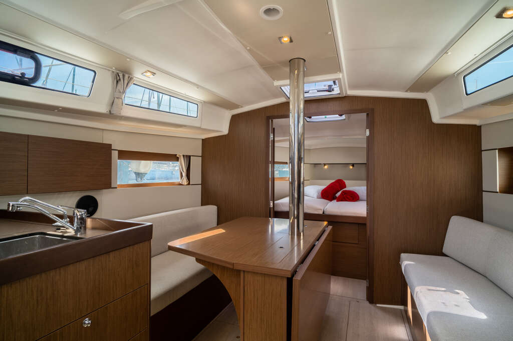 Oceanis 38 — photo 5