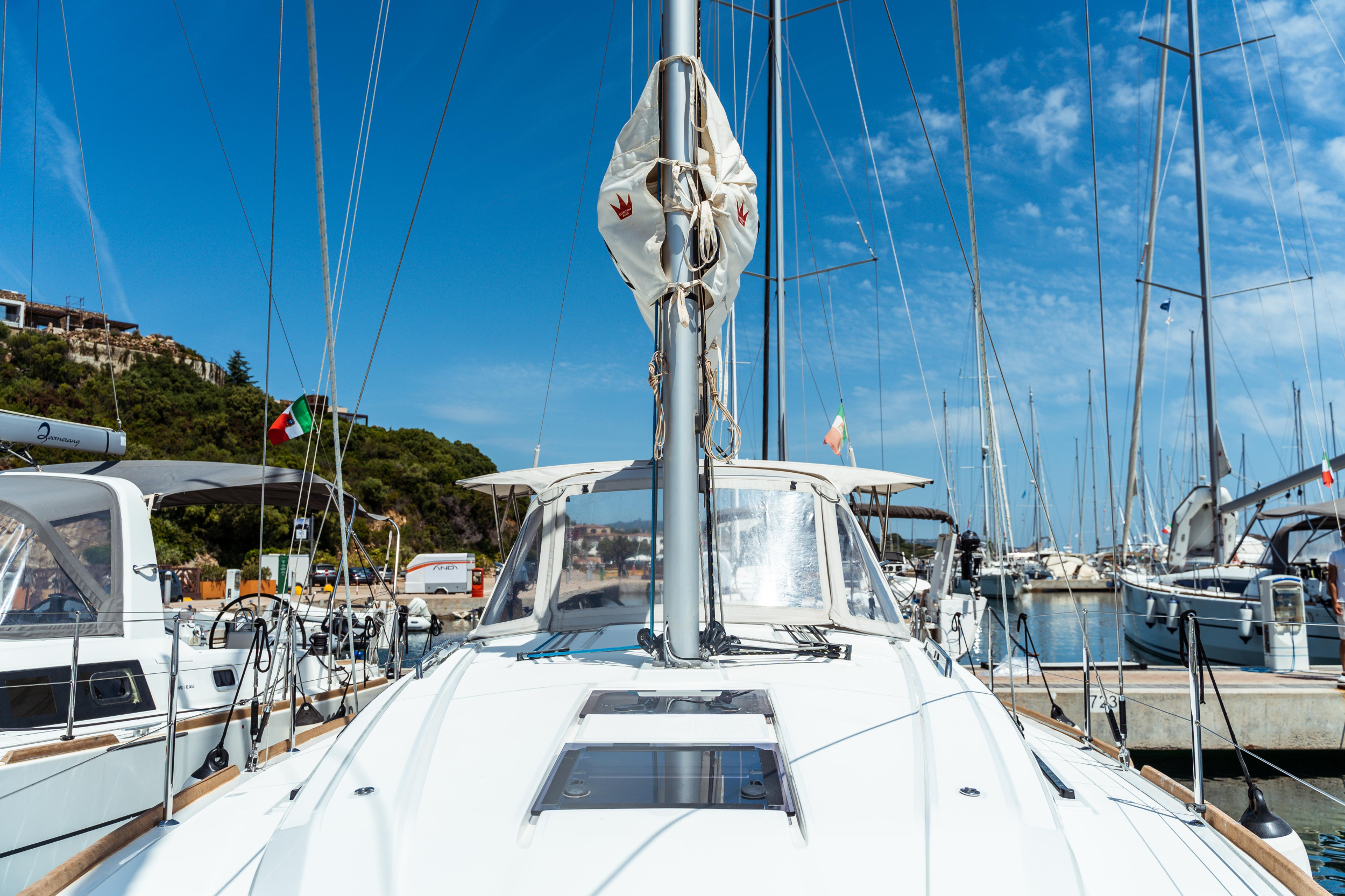 Oceanis 38 — photo 12