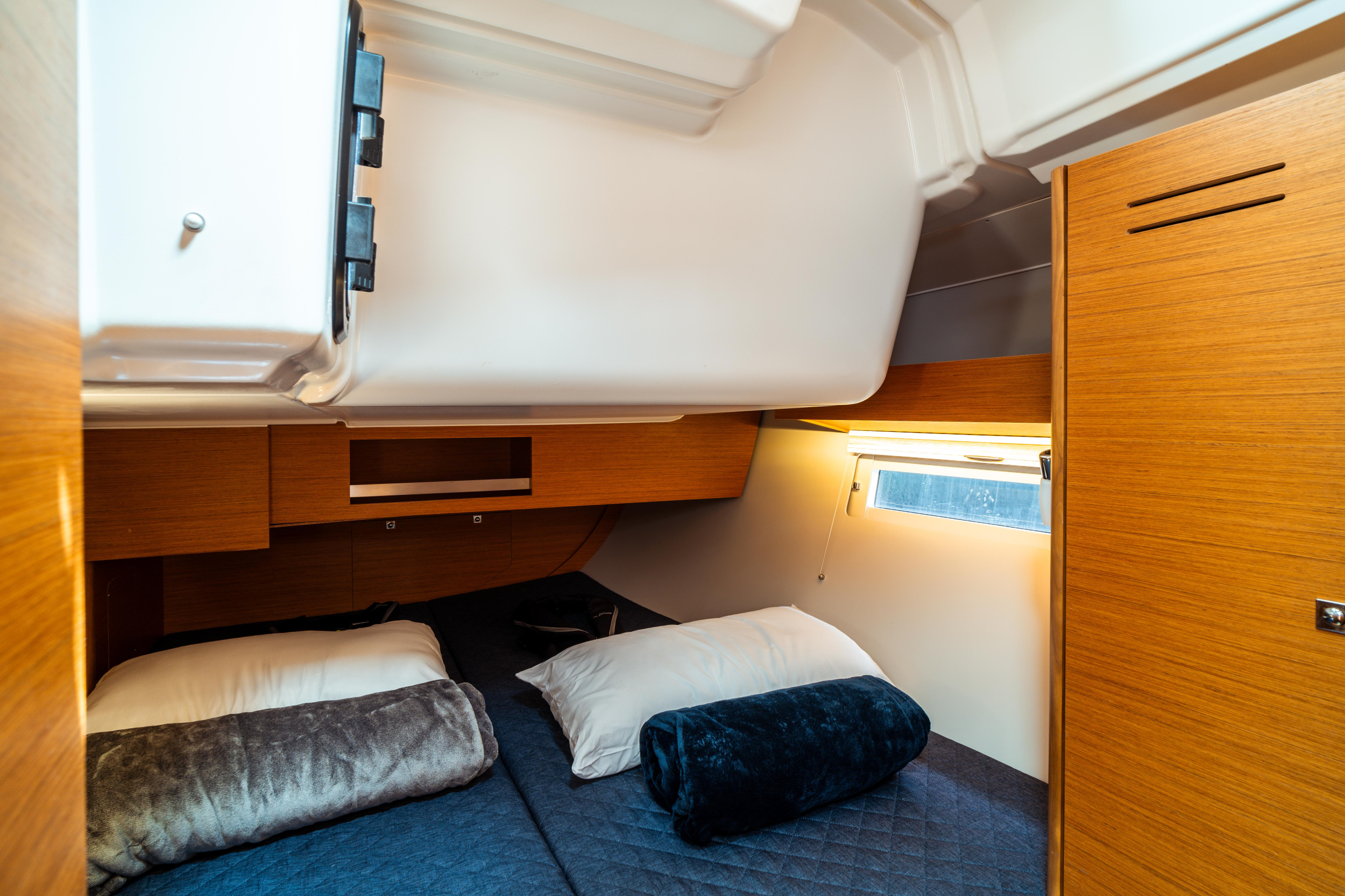 Dufour 390 Grand Large — photo 12