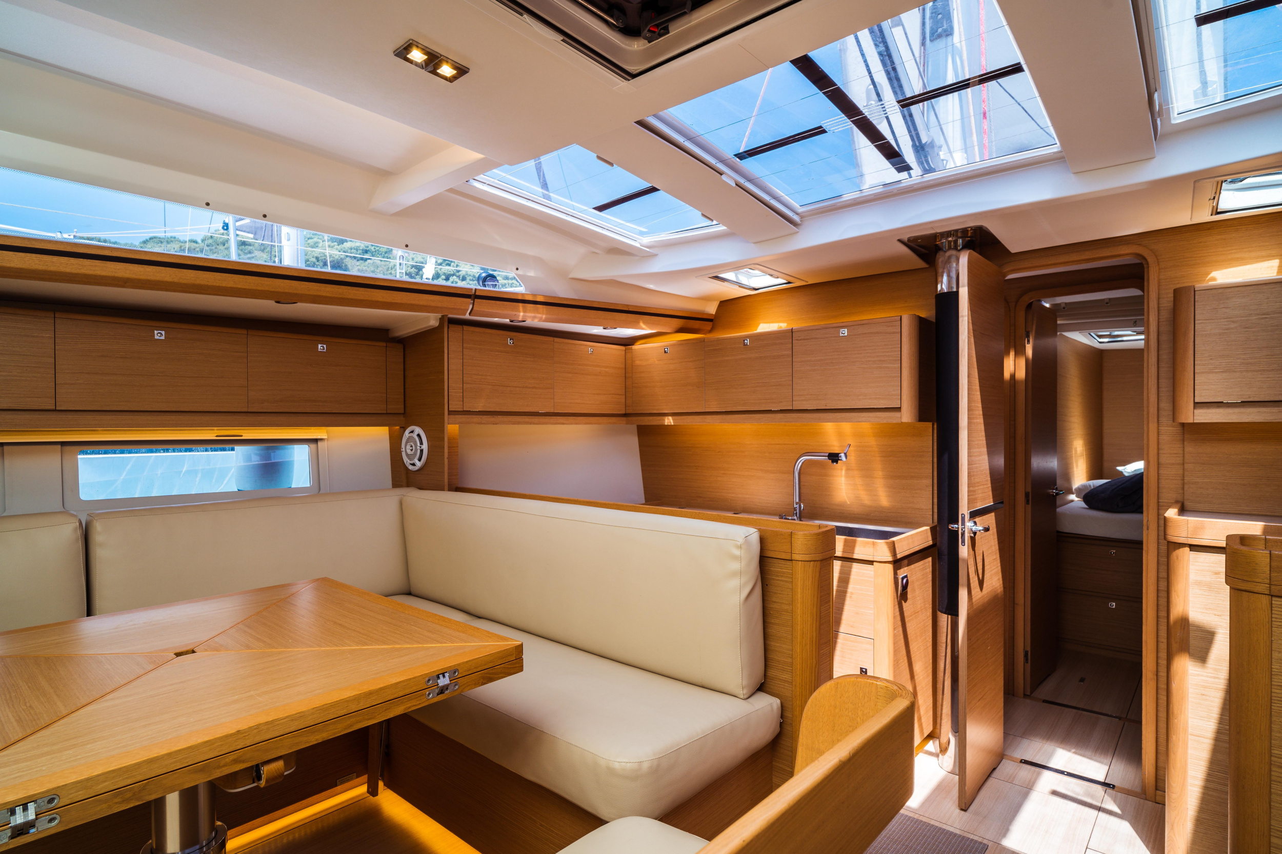 Dufour 520 Grand Large — photo 4