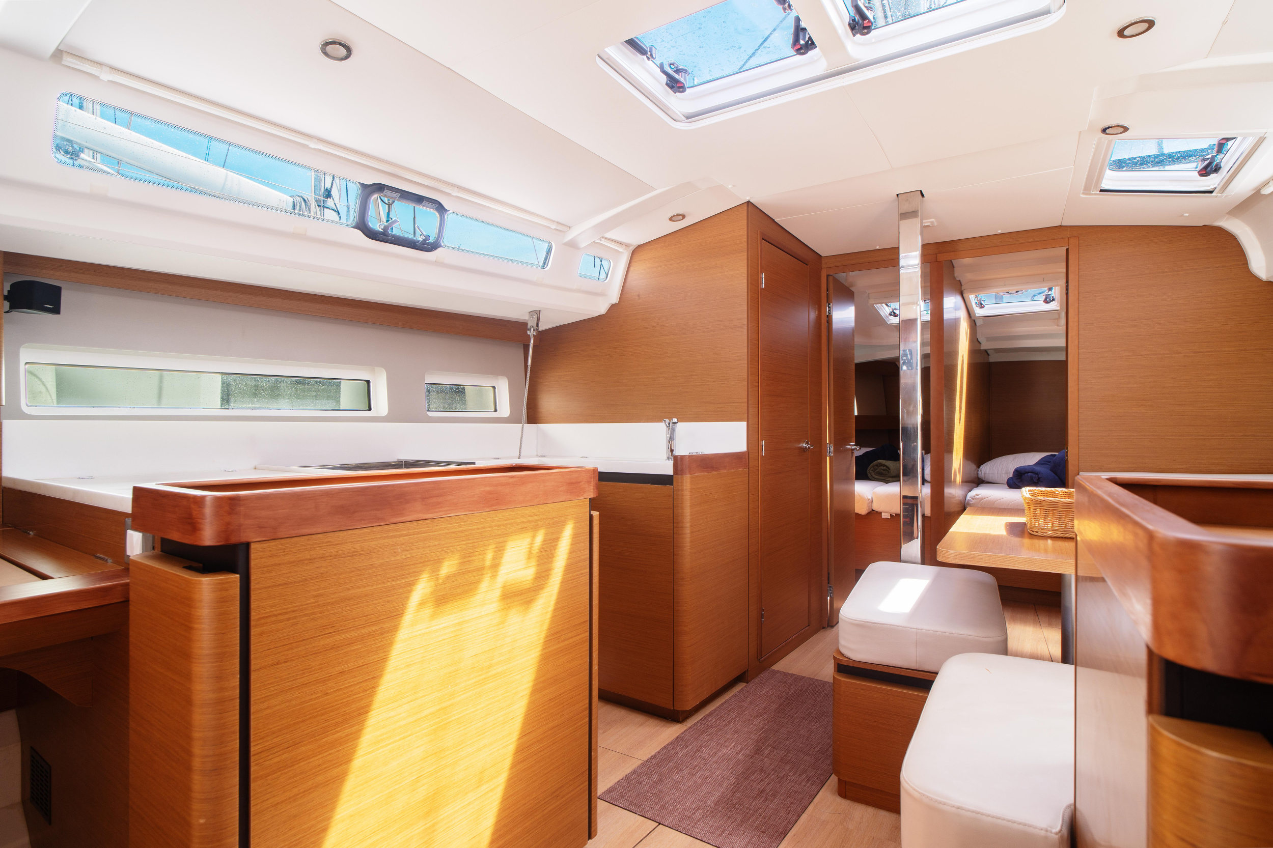 Sun Odyssey 440 — photo 2